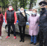 Сотрудники ГИБДД с родителями воспитанников дошкольных образовательных учреждения провели рейд «Автокресло - детям» - ГИБДД