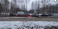 В Сыктывкаре невнимательность водителя Ford привела к травмам у женщины за рулем Renault - Pg11.Ru