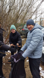 «Сделаем любимый город чище»: сотрудники Минэкономразвития Республики Коми приняли участие в субботнике