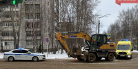 В Сыктывкаре мужчина попал под экскаватор - Bnkomi.Ru