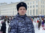 В Республике Коми росгвардейцы обеспечивают безопасность во время празднования Масленицы