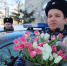 В Международный женский день сотрудники Управления вневедомственной охраны по Республике Коми организовали в Сыктывкаре акцию «Цветы от Росгвардии» - Росгвардия