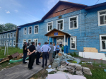 Ремонт школы в пст. Подзь ускорен после визита Дмитрия Братыненко на объект.